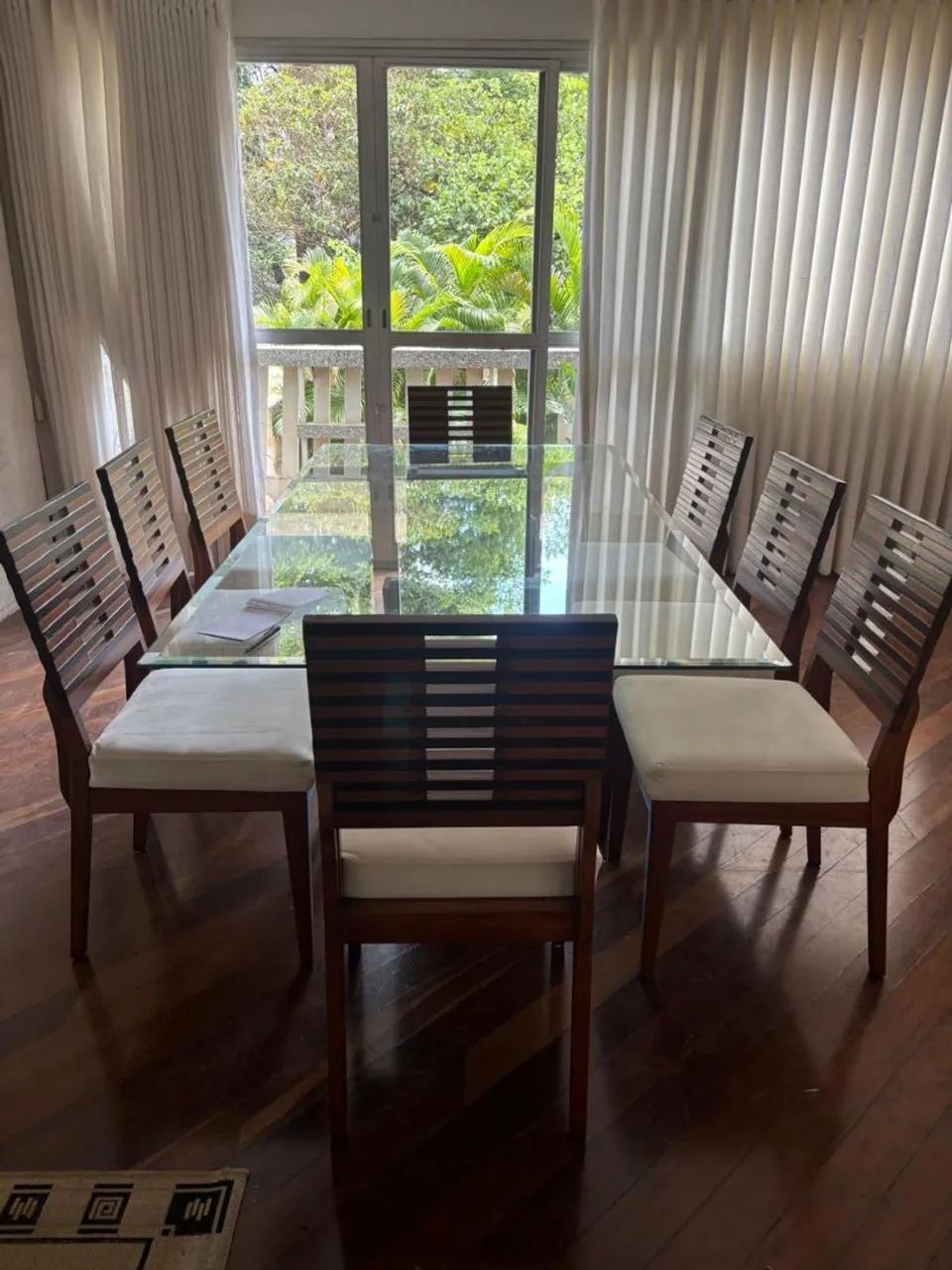Mesa de jantar 8 lugares