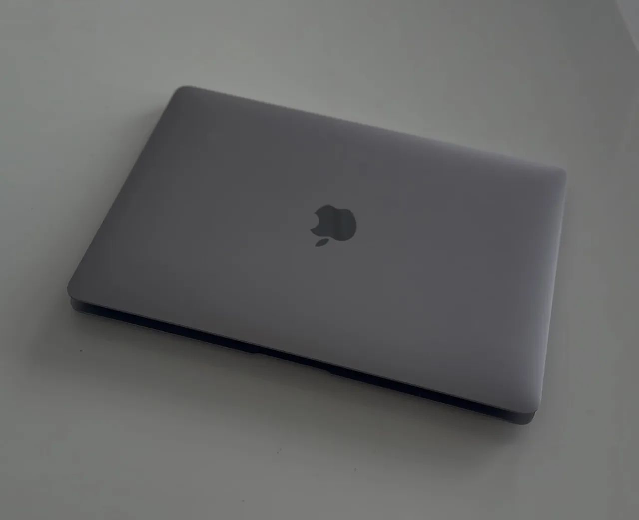 MacBook Air M1 256g 16ram