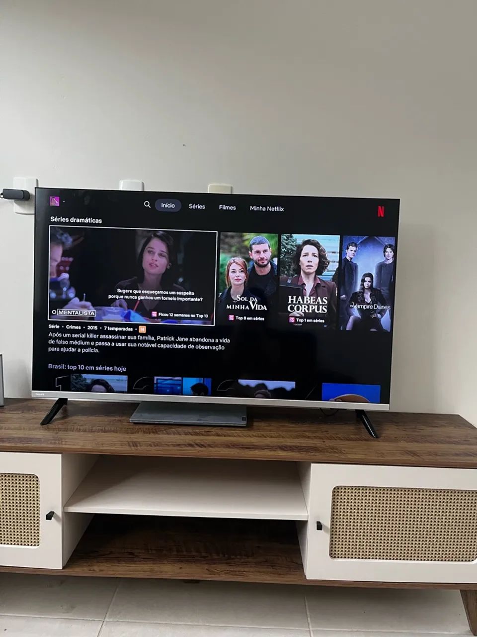 Tv Philips smart 50 polegadas 4k - Foto 2