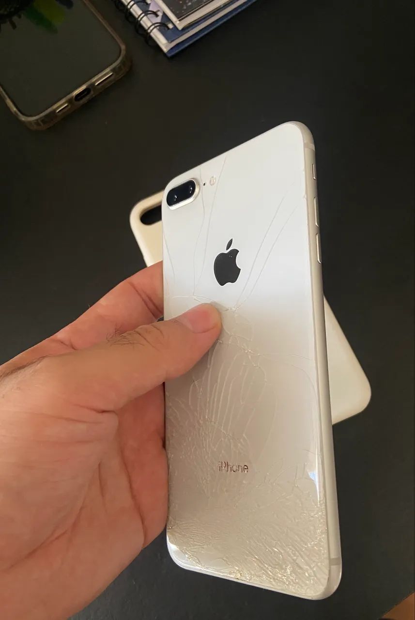 iPhone 8 Plus 