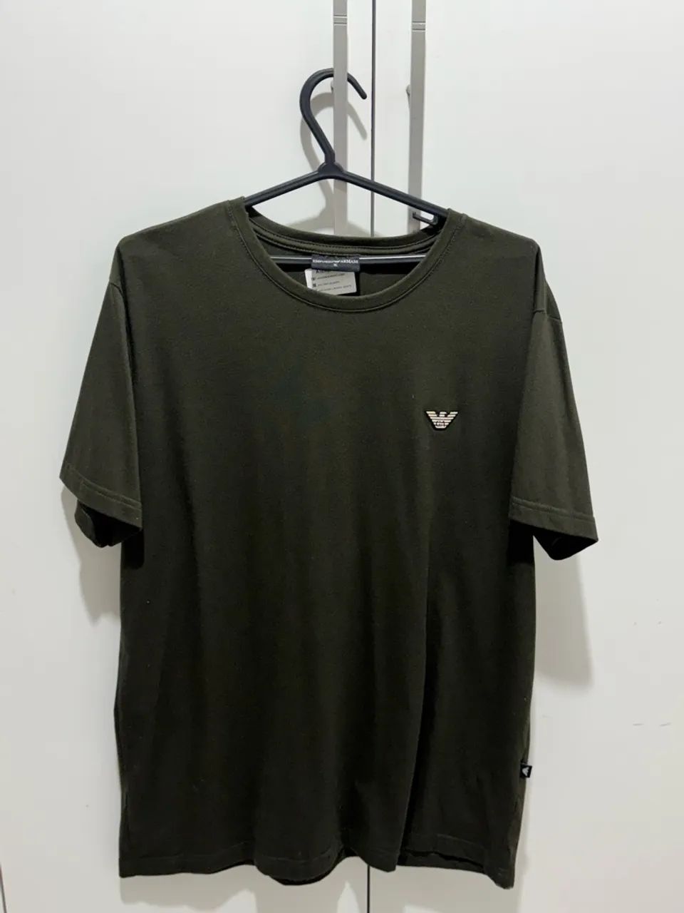 Vendo camiseta da Armani!!