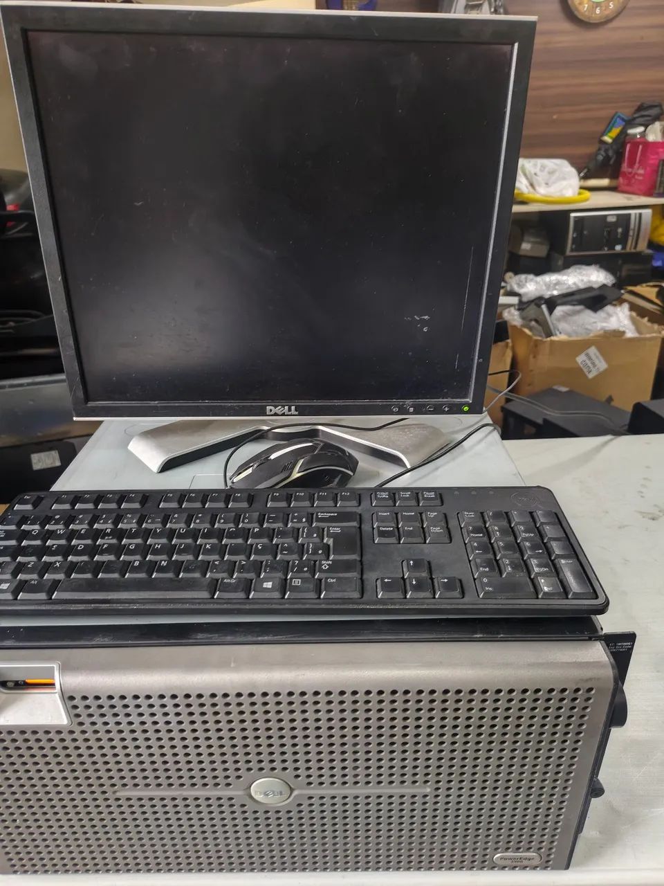 Servidor DELL PowerEdge 2900 - Foto 2
