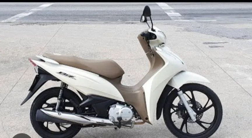 Moto bem conservada 