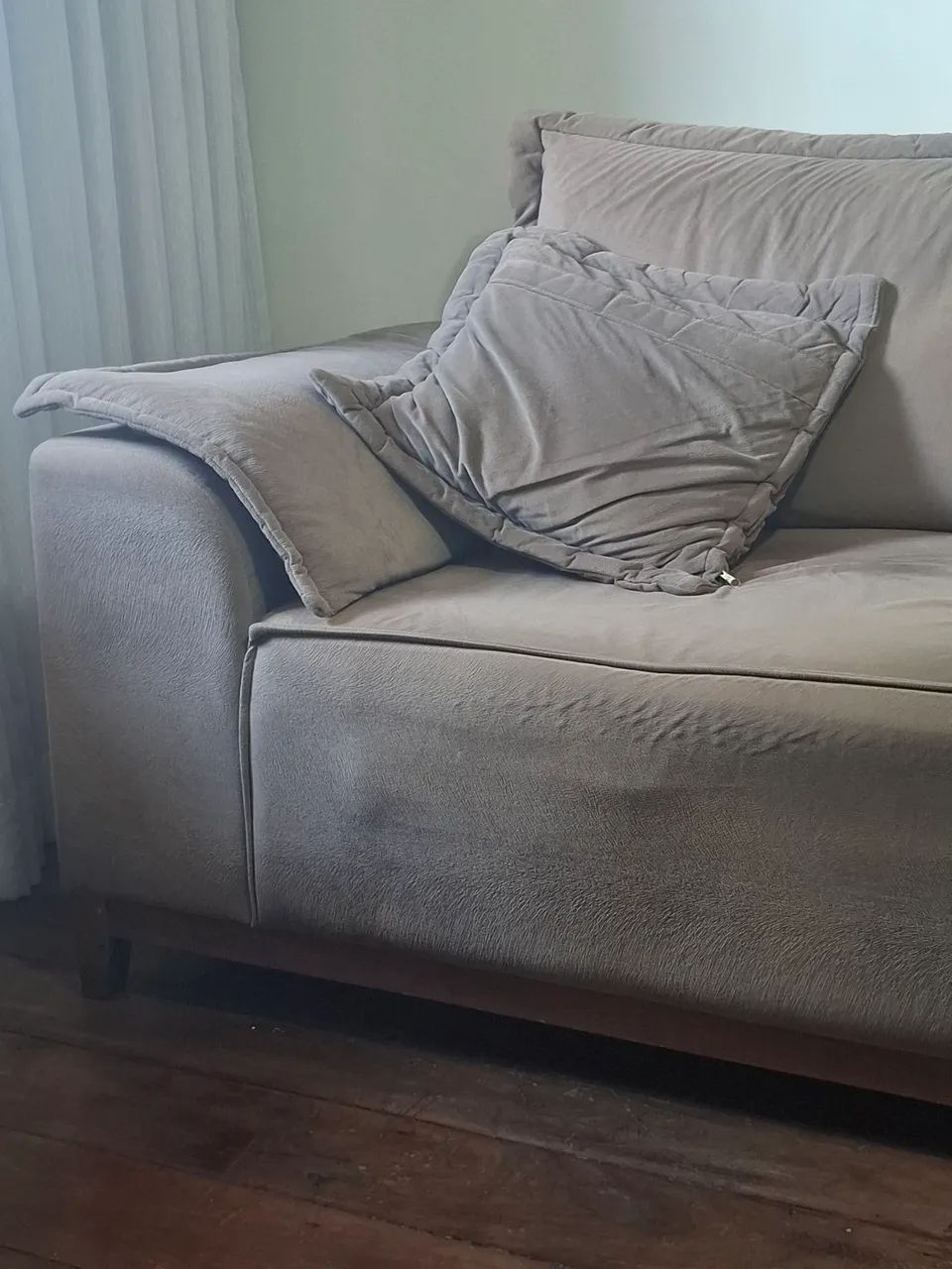 Sofa 4 lugares Madeira Maciça  - Foto 2