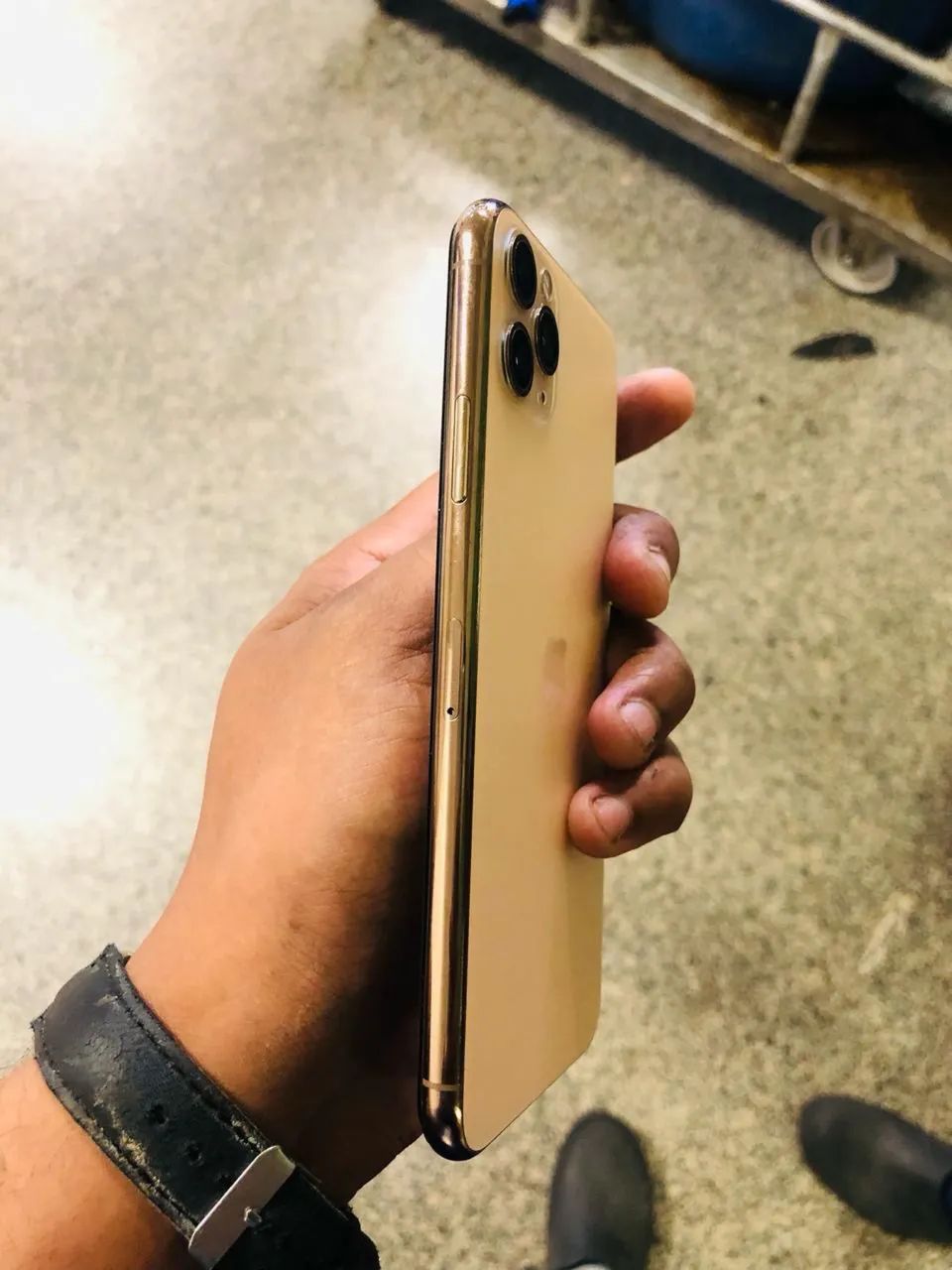 Vendo IPhone 11 Pro Max  - Foto 6