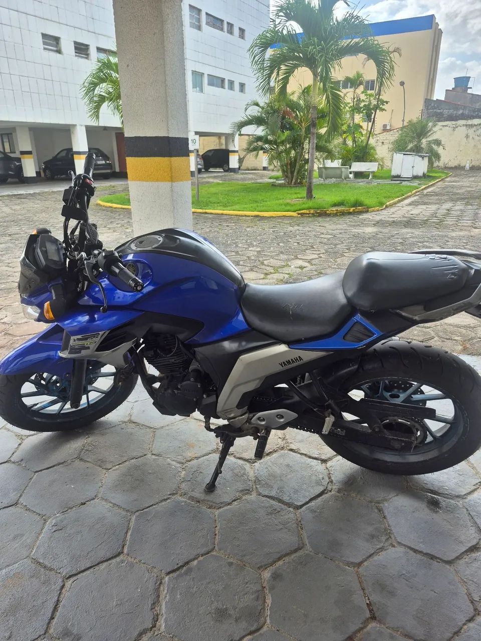 Fz25 - Foto 2