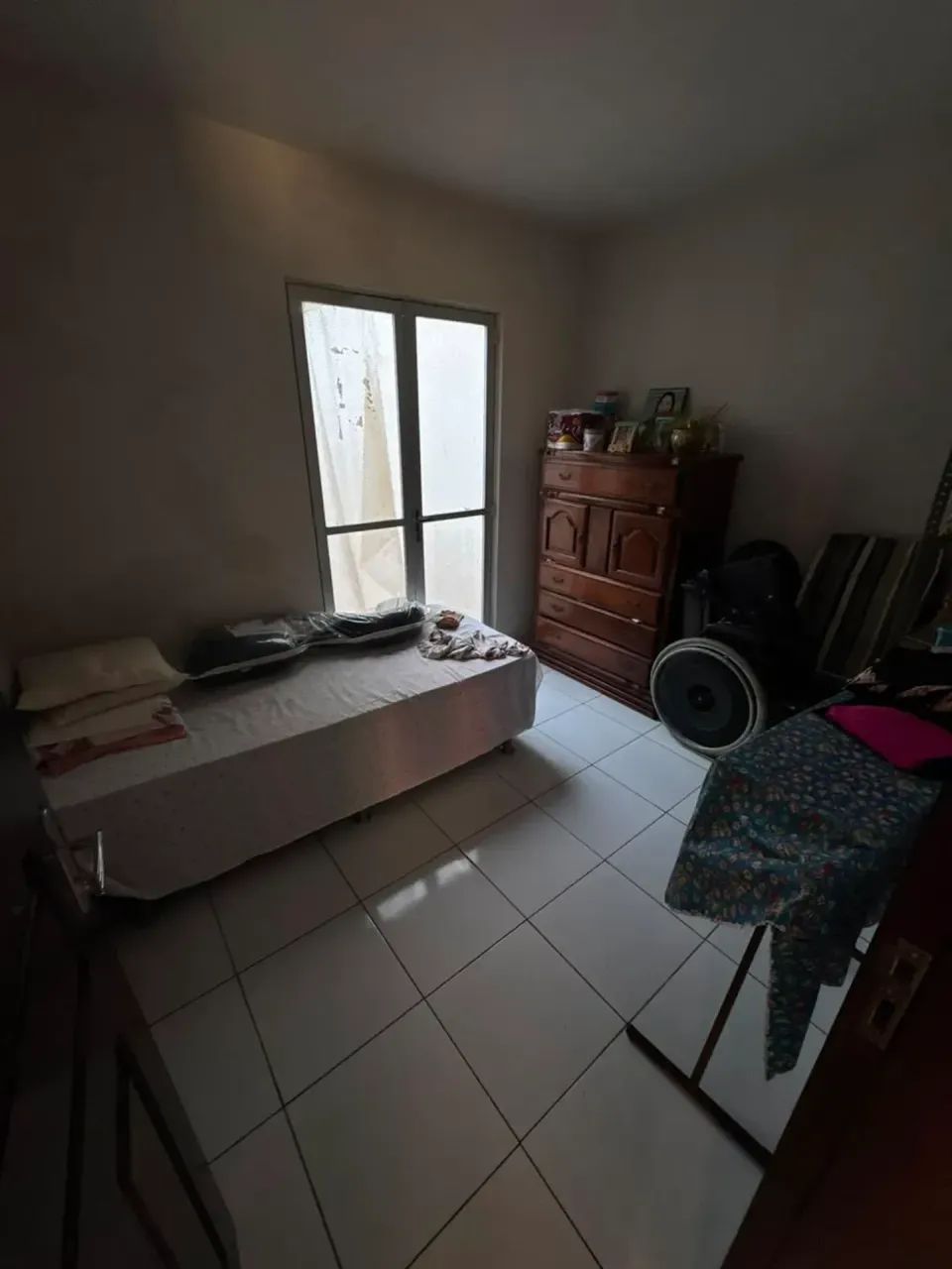 CASA SOLTA Á VENDA- PARQUE ATHENAS