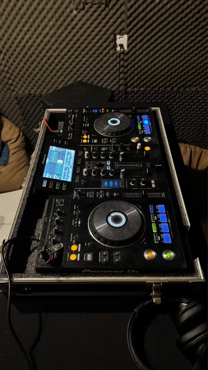 Controladora Pioneer XDJ RX