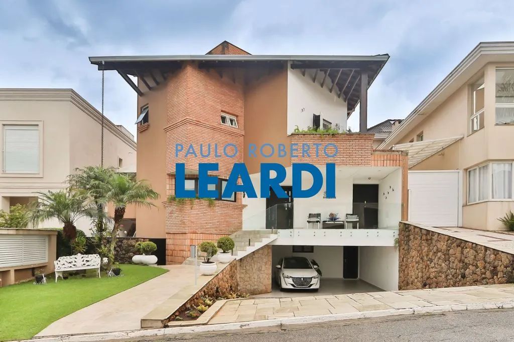CASA EM CONDOMÍNIO - ALPHAVILLE - SP