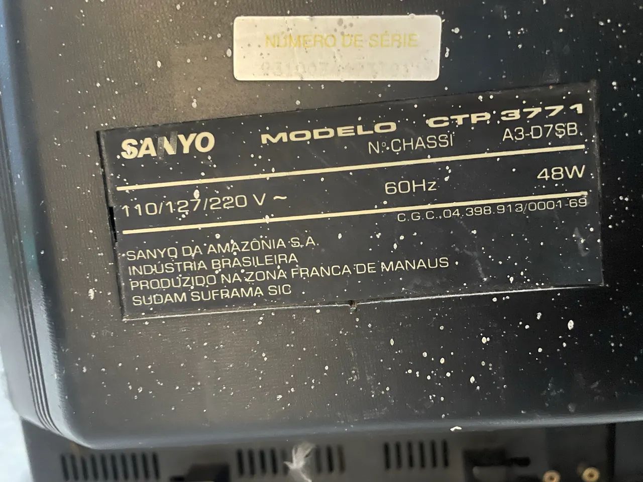 Tv sanyo de tubo. Modelo: cfp3771 - Foto 2