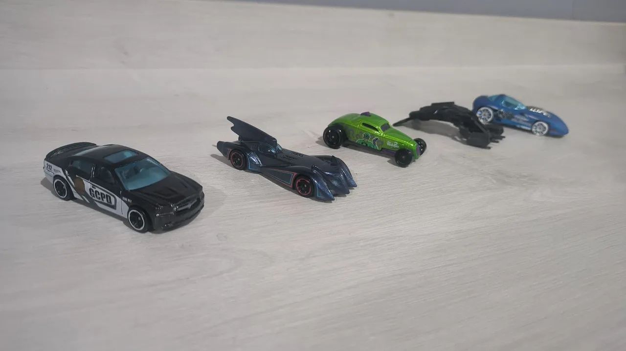 Hot Wheels - Batman<br>Estão em excelentes condições  - Foto 2