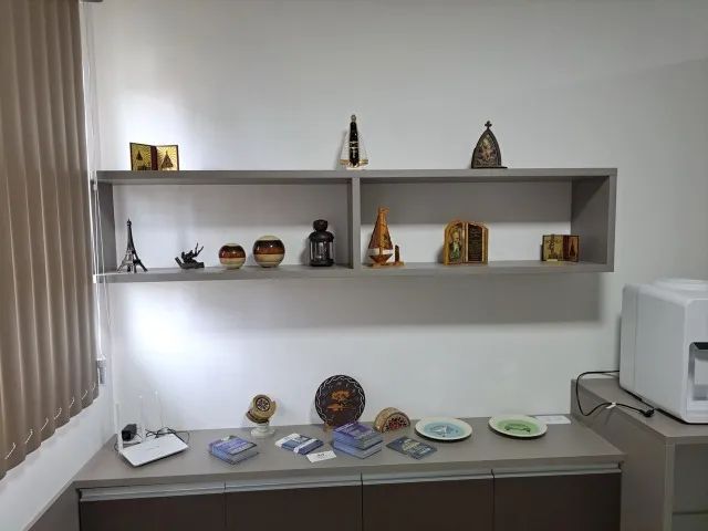 Sala comercial mobiliada e com banheiro no Centro de Itaboraí - Foto 3