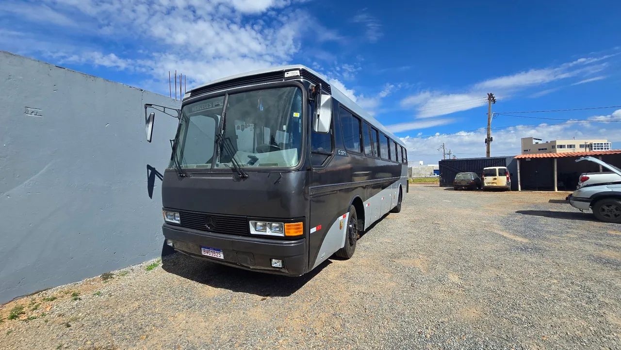 Ônibus Mercedes 