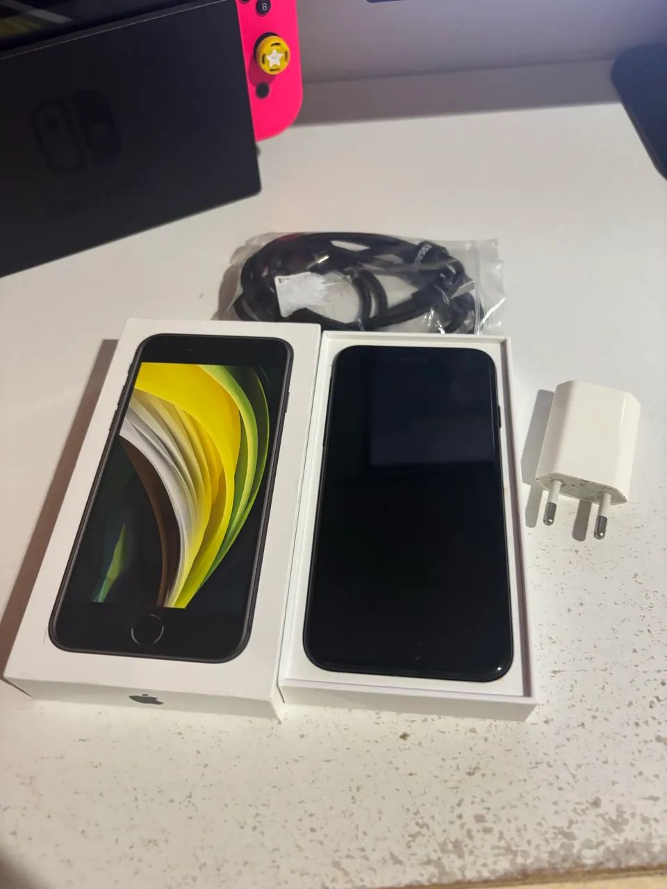 Iphone SE 2 128GB em bom estado - Foto 3