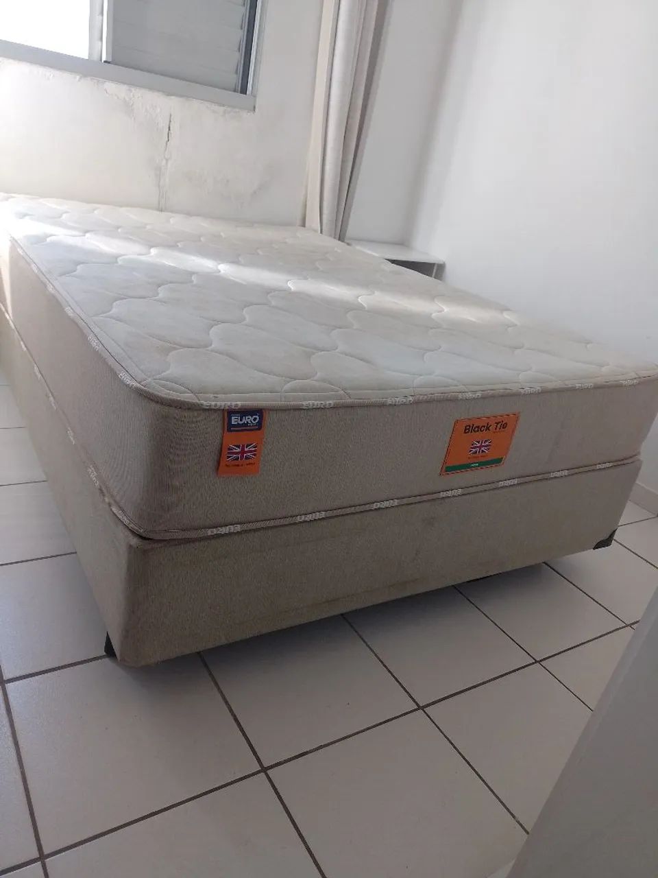 Guarda roupa e cama box casal  - Foto 2