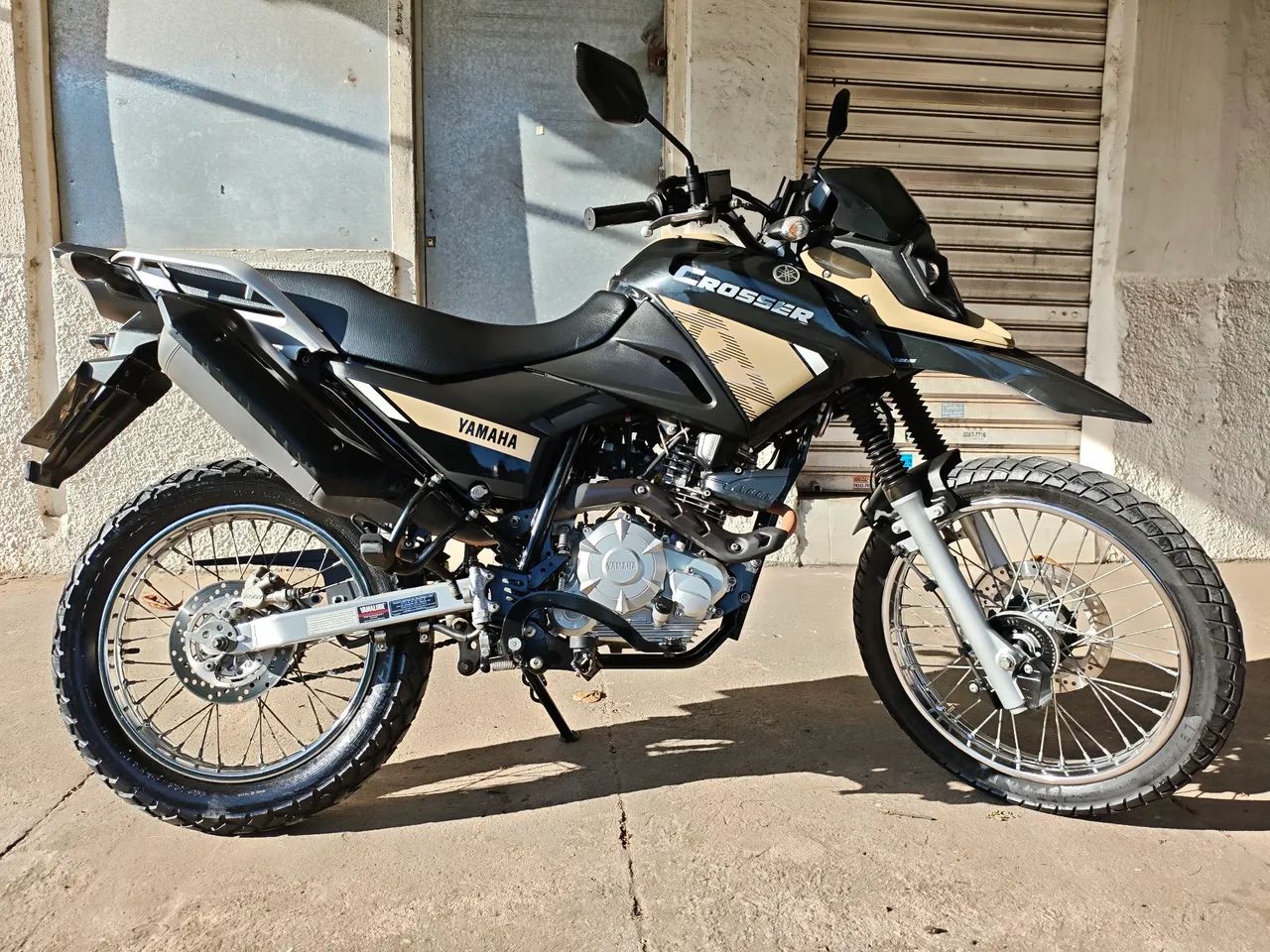 Crosser 22/23
