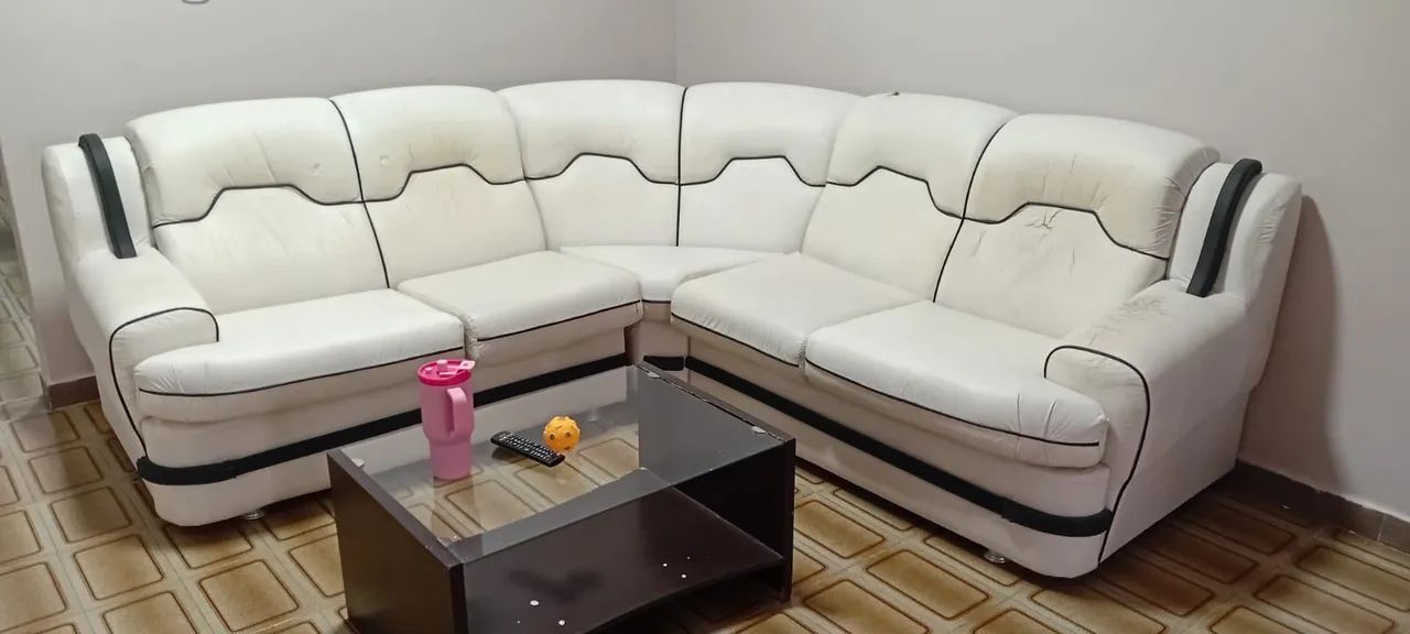 Sofá de canto em courino, 6 lugares  - Foto 2