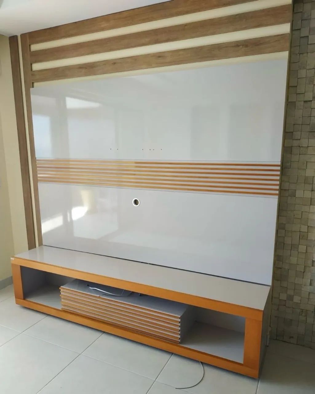 Rack com painel 