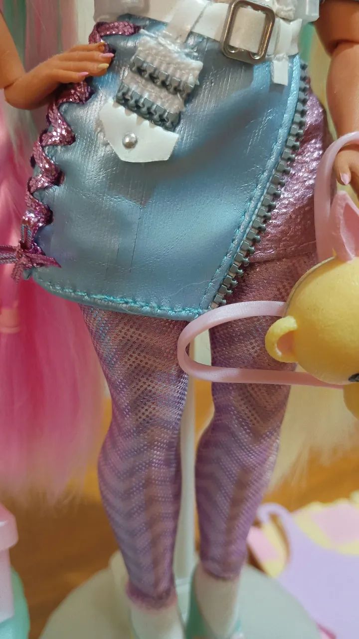 Boneca Lol OMG Candylicious Completa - Foto 4