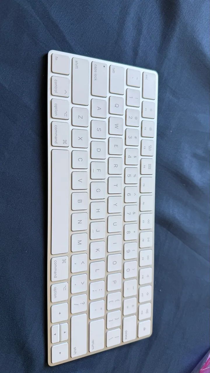 Apple Magic Trackpad + Magic Keyboard ? USB-C ? Branco - Foto 4