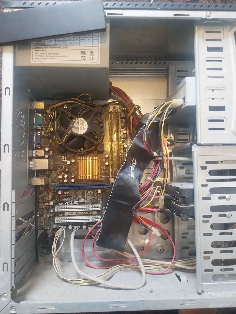 PC PARA CONSERTO OU RETIRADA DE PEÇAS