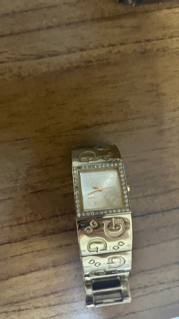 Relogio guess feminino