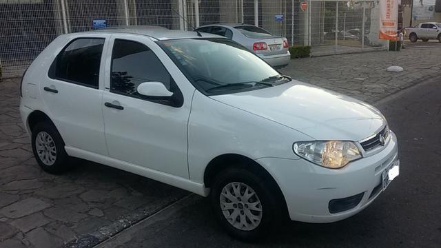 Palio 2014/14 1.0 Flex Completo Fone: * - Foto 3