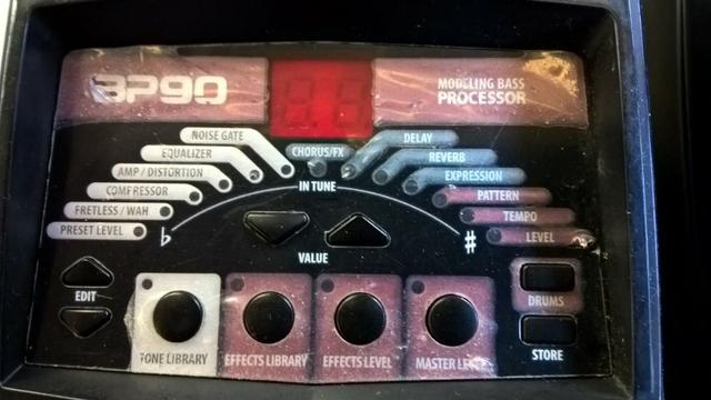 Digitech rp300 modeling guitar processor