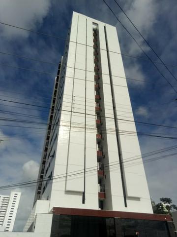 Apartamento no Bairro da Torre 2 Quartos com área de lazer - Foto 2