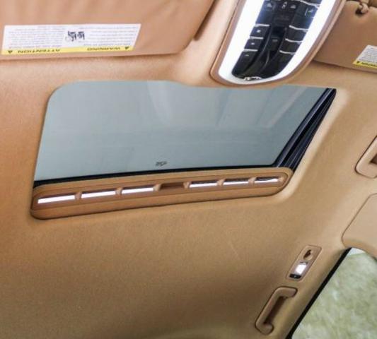Porsche Cayenne 2012 - Foto 7