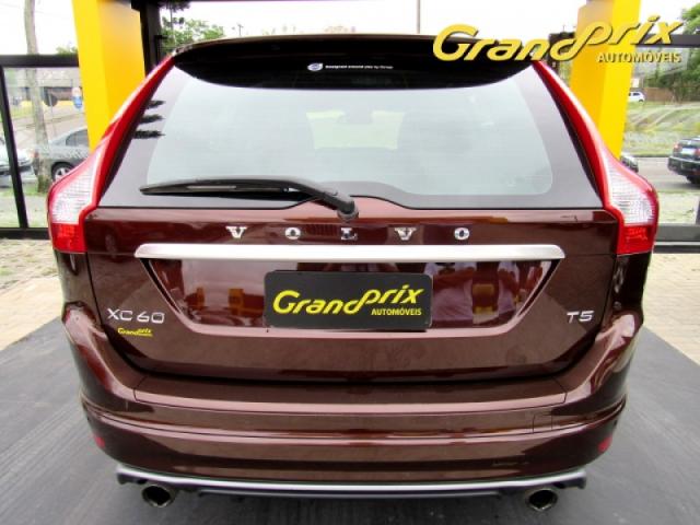 VOLVO XC60 2014 2.0 T5 R DESIGN TURBO GASOLINA 4P AUTOMÁTICA MARROM COMPLETA ÚNICO DONO - Foto 4