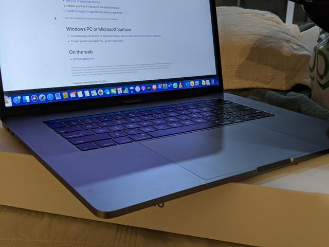 Macbook pro 15' touchbar SSD 512GB