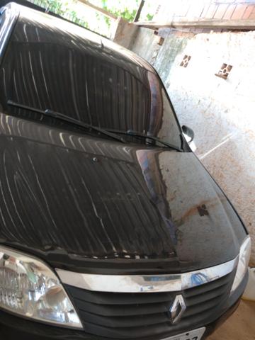 Vendo ou troco um Renault logan a gás legalizado