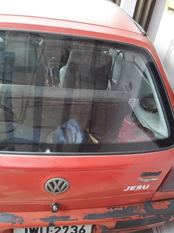 Vende se um gol g2 special 4 pneus novos carro top