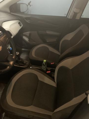 Onix ls 2016 - 2016 único dono , carro muito novo - Foto 5