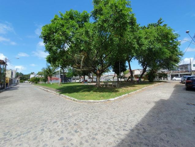 Excelente Casa Localizada no Ipsep, com 2 pavimentos, contendo 4 Quartos e 2 WC - Foto 19
