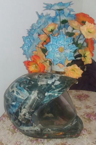Capacetes vendo os dois por 60 reais - Foto 3