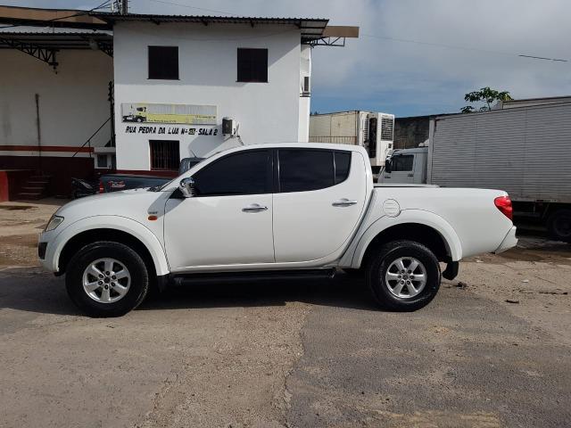 L200 Triton HPE 3.2 2011 automática