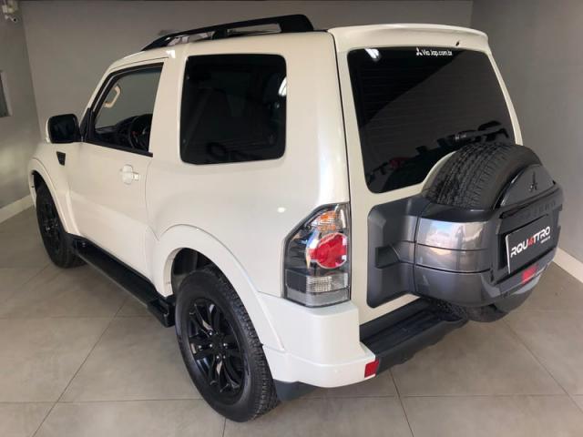 MITSUBISHI PAJERO HPE 3.2 4X4 T.I. DIES. 3P AUT 2019 - Foto 16