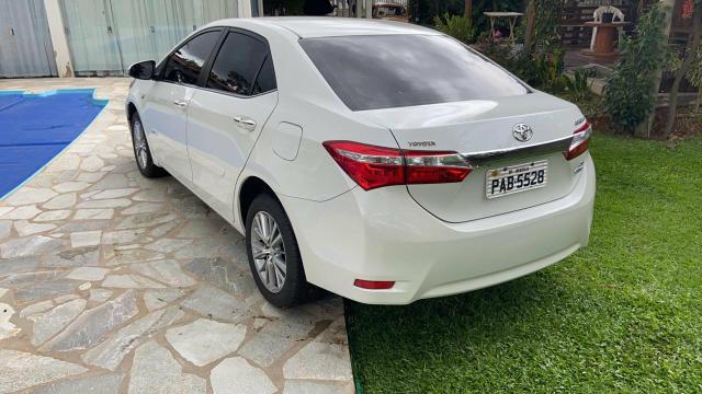Corolla Altis 2.0 2016 - Revisado Sempre na Toyota - Aceito troca