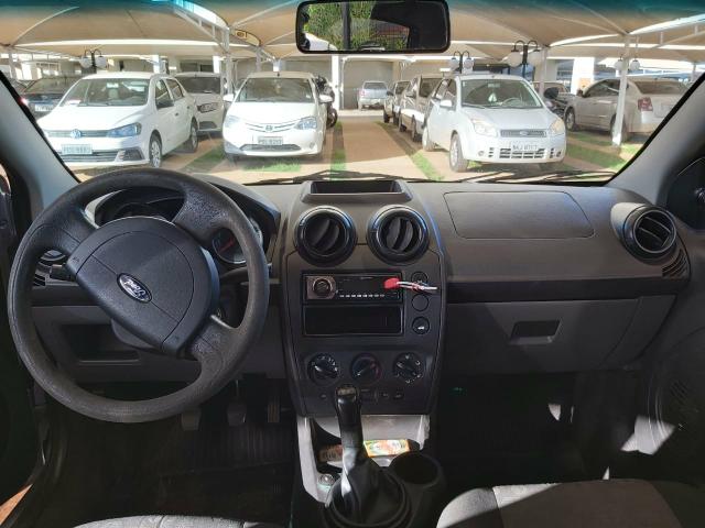 Vendo Ford fiesta 1.0 conpretao * - Foto 6