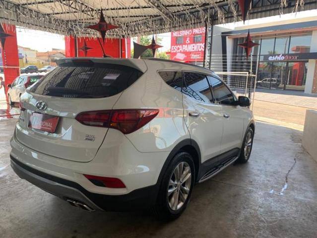 Hyundai Santa Fe 3.3L V6 4x4 5L GASOLINA MANUAL - Foto 4
