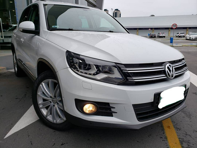 TIGUAN TOP DE LINHA INTERIOR BEGE