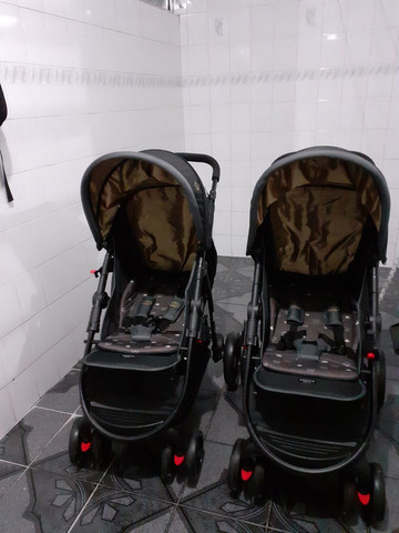 Carrinho de bebê unissex