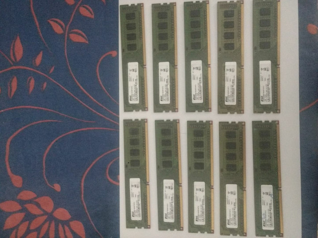 Memória DDR 3 de 1 G