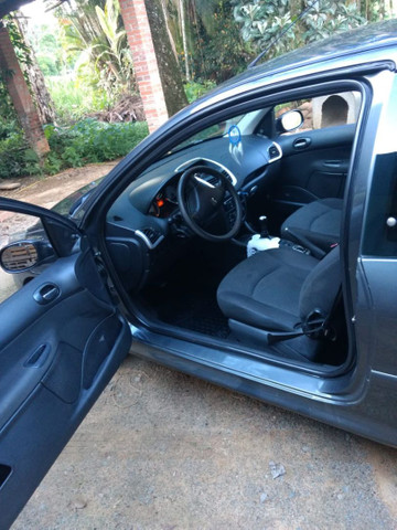Vendo Peugeot 207 1.4 2012 - Foto 8