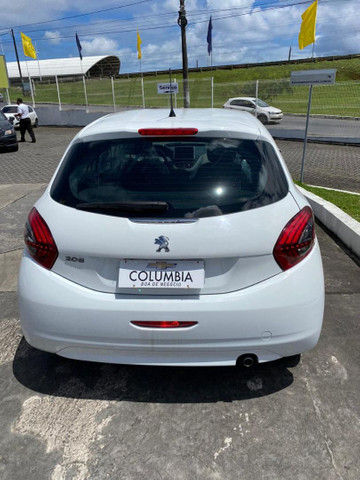 Peugeot 208 1.2 - Foto 5