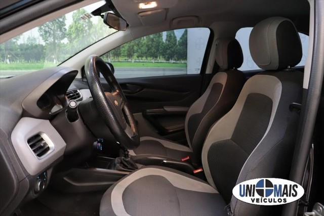 Chevrolet Onix 2015 1.0 LS na cor preta, extremamente cuidado! - Foto 8