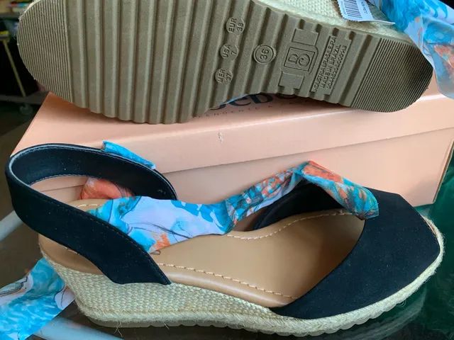 Sandália Anabela NUNCA USADA  - Foto 3