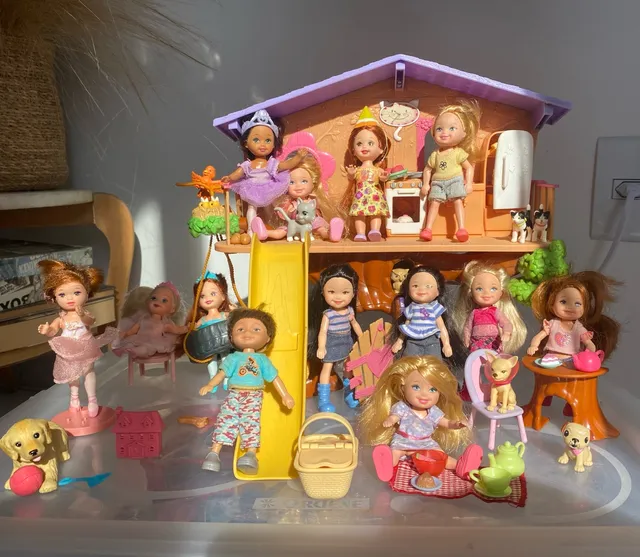 Casa dos Sonhos da Barbie com Acessorios - 75cm - Mattel